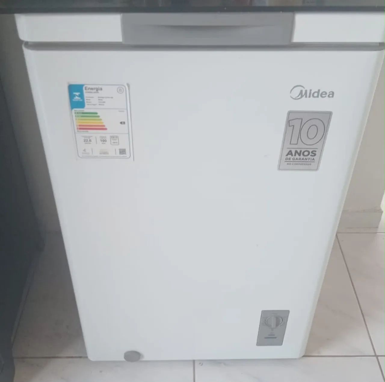 Vendo congelador midea 