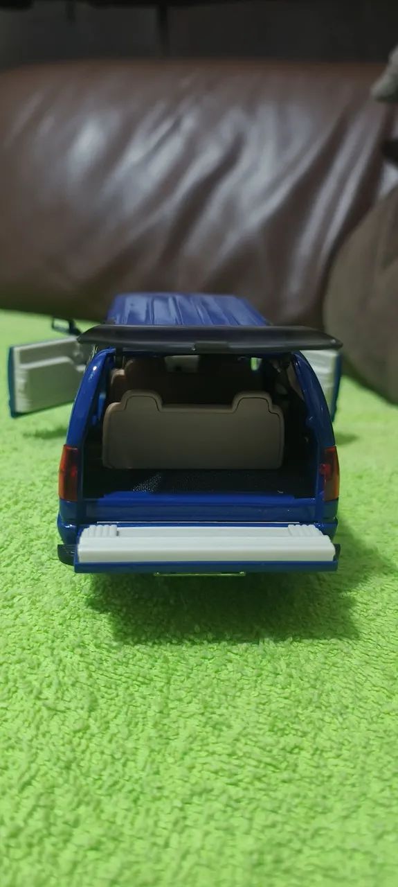 Miniatura suburban 1/24 sunyside  - Foto 4