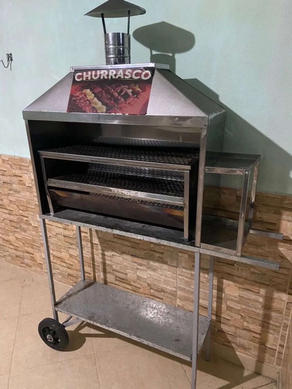 Carrinho de Churrasco Novinho  - Foto 3