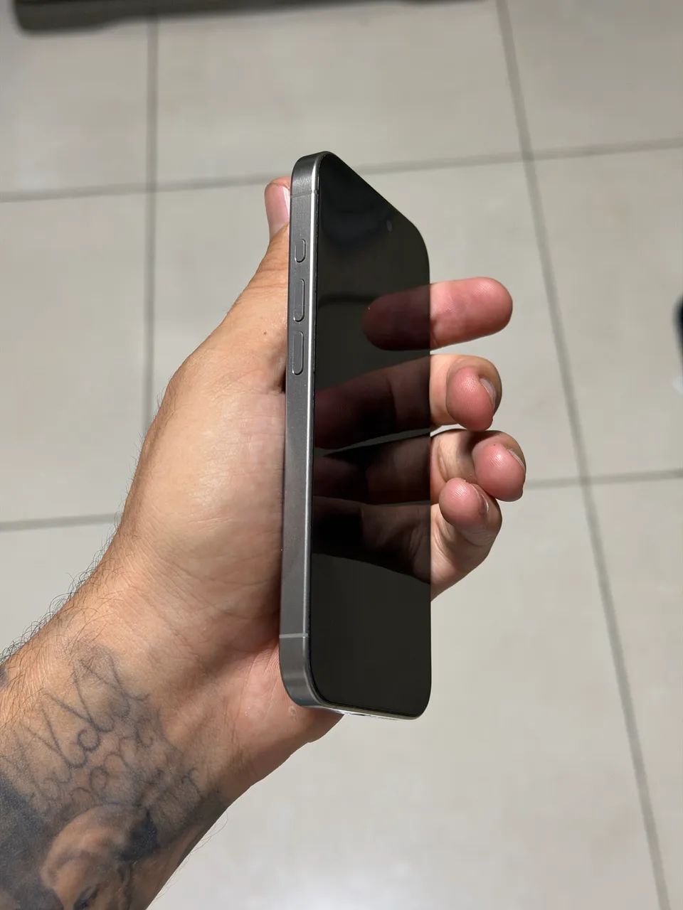 Oportunidade!! iPhone 15 pro 128gb disponível.  - Foto 2