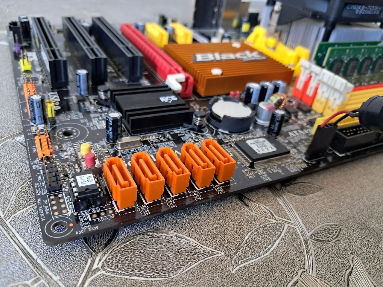 Placa Mãe ECS Black Series A780GM-A com processador Athlon II X2 e 4GB de RAM - Foto 2