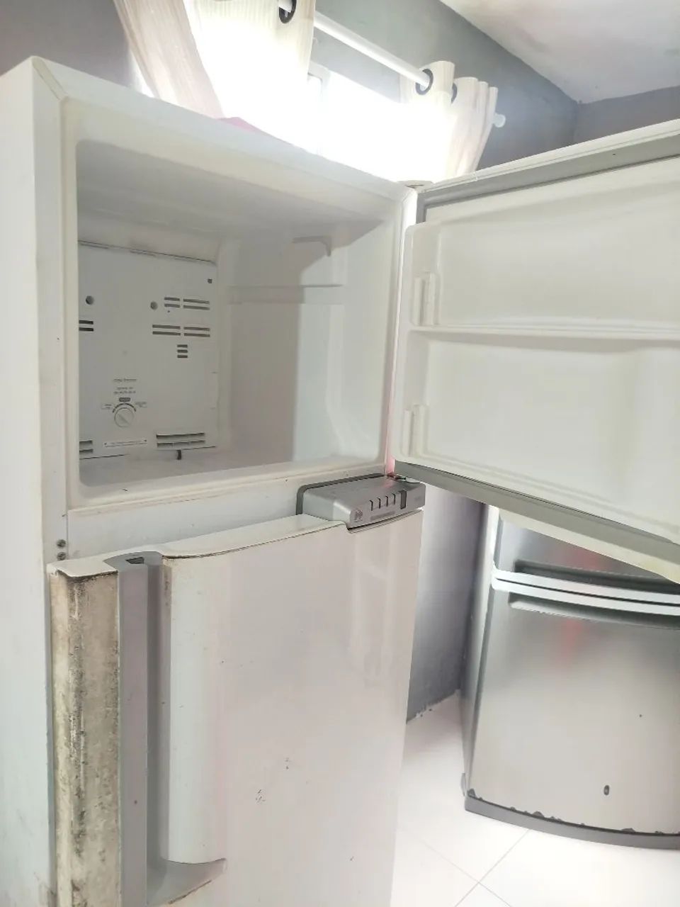 Vendo geladeira  - Foto 2