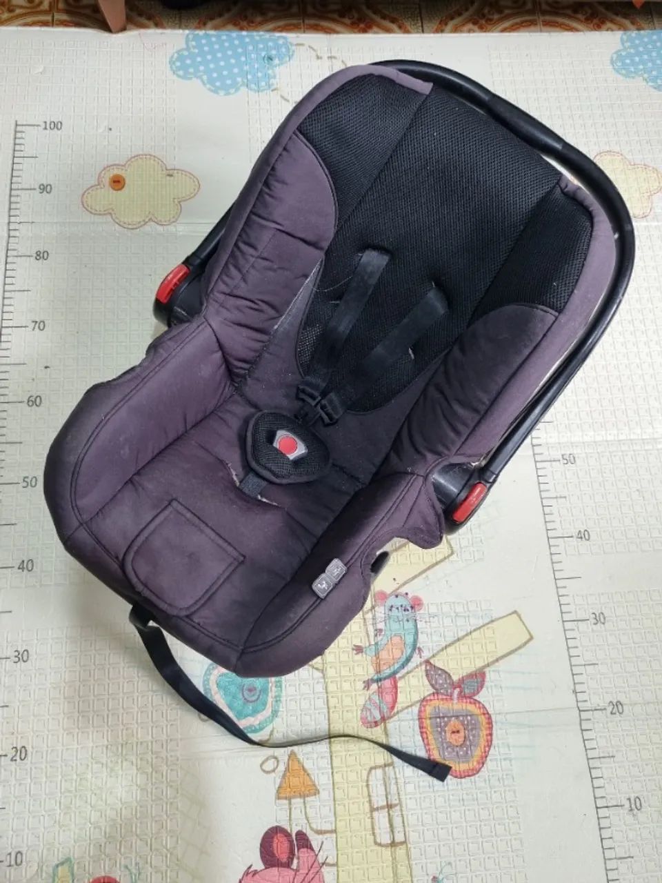 Cadeirinha de bebê para carro 
