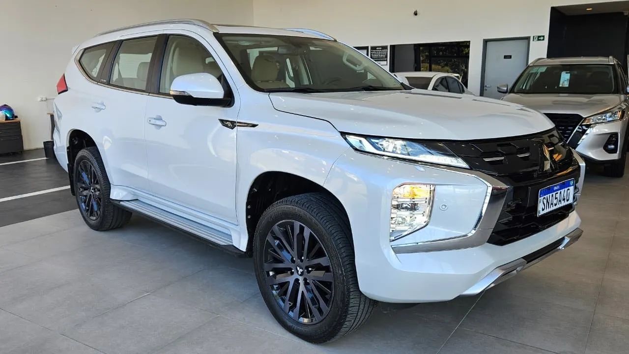 Mitsubishi Pajero SPORT LEGEND 4X4 2.4 TB AT 2025