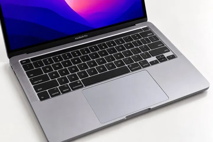 MacBook Pro 13? M1 2020 | 8GB RAM | 512GB SSD | Touch Bar