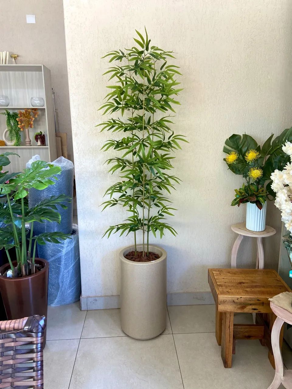 Bambu artificial com vaso de polietileno 