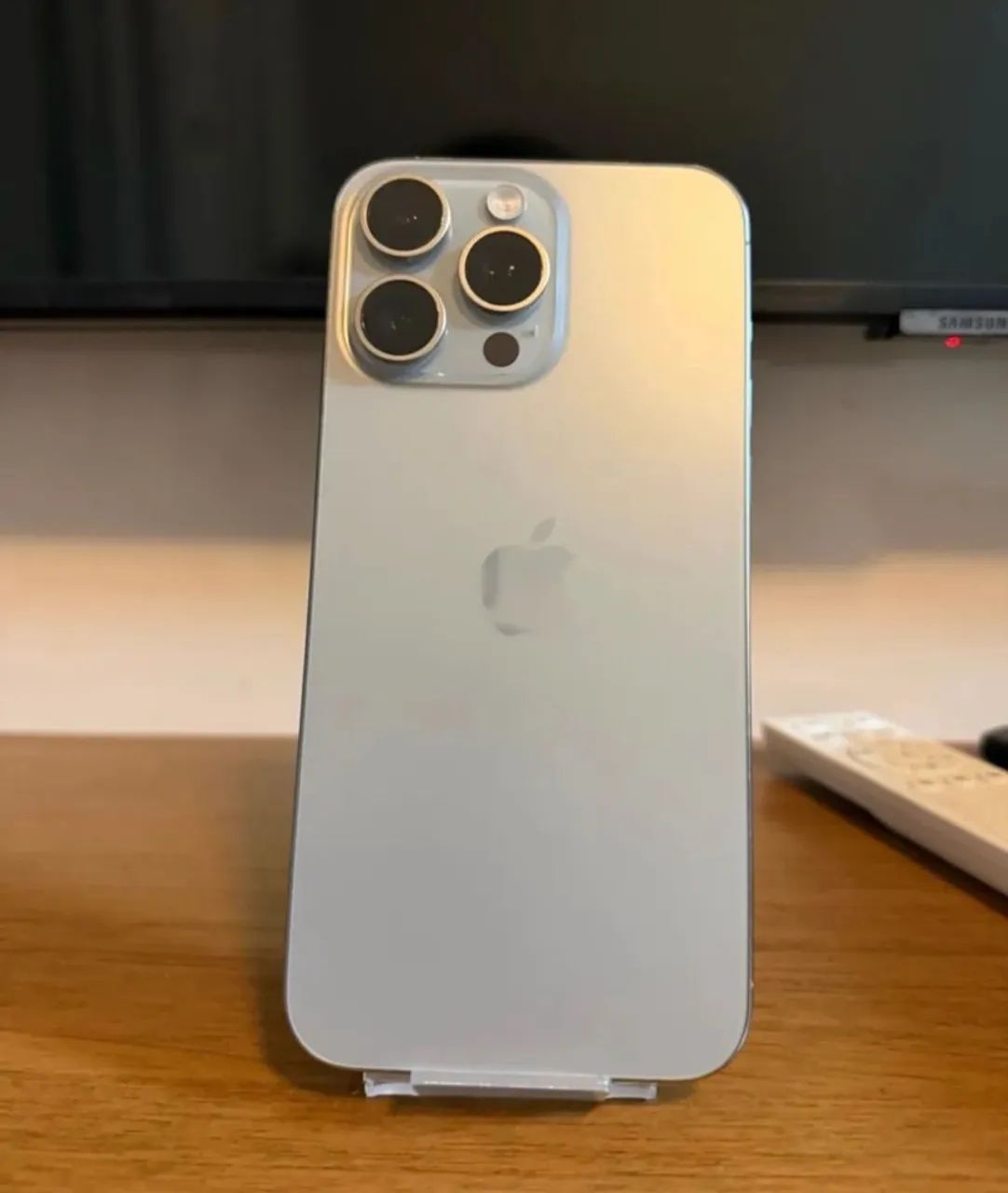 iPhone 15 pro Max 256 - Foto 2