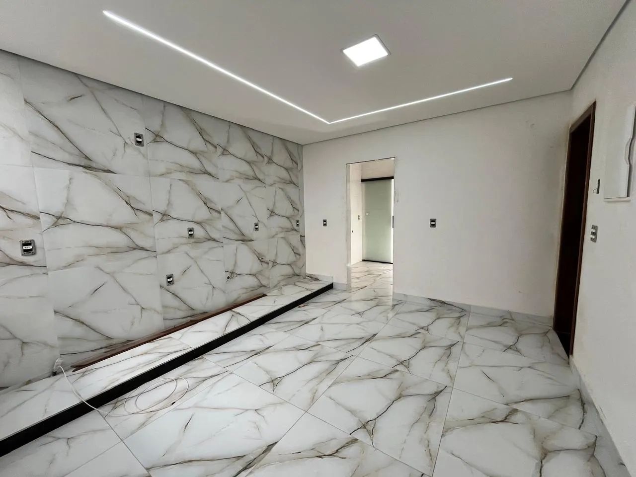 CASA A VENDA NA QUADRA 18 BURITIS 4 