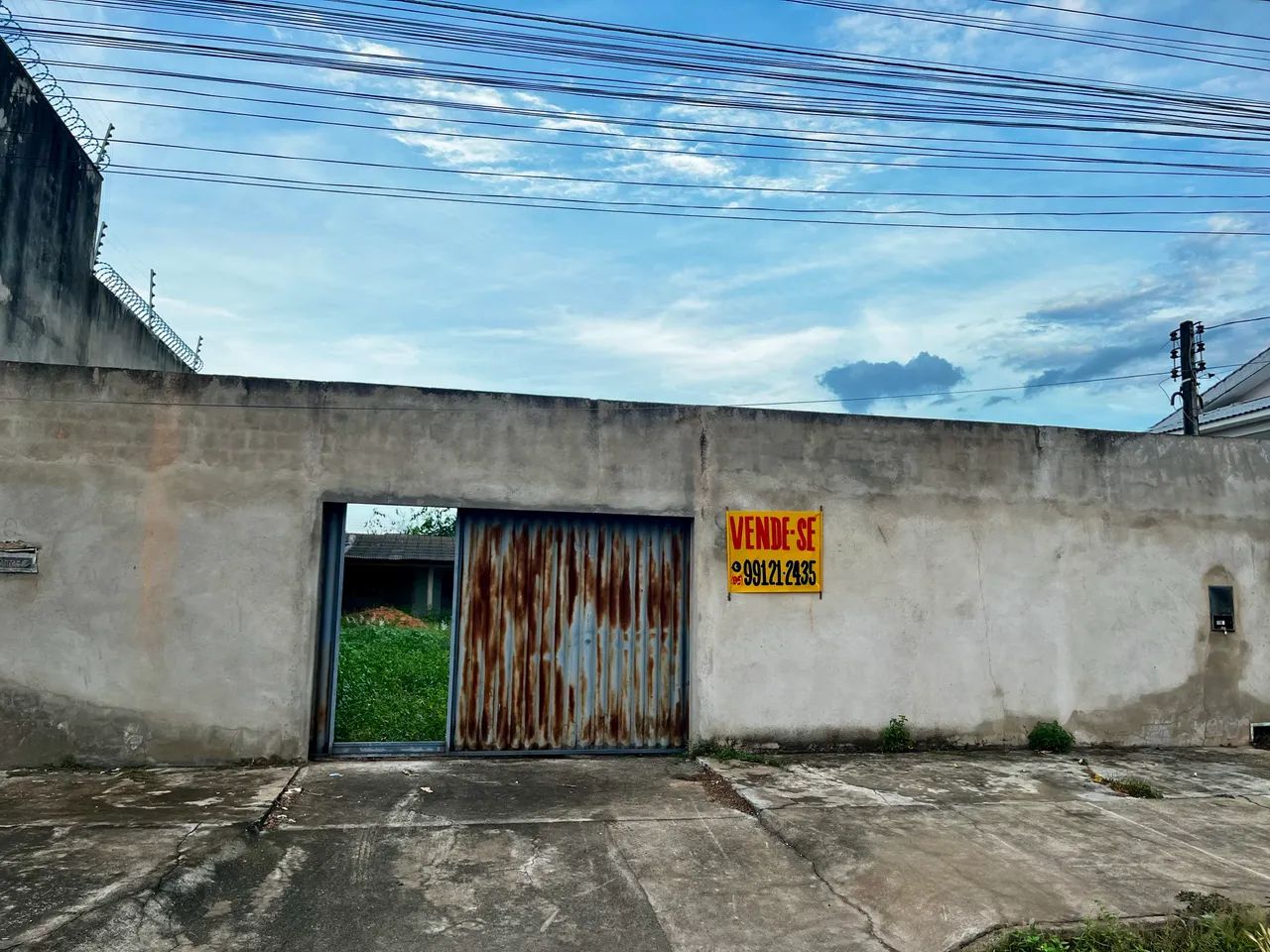 Vende-se casa - Cinturão Verde