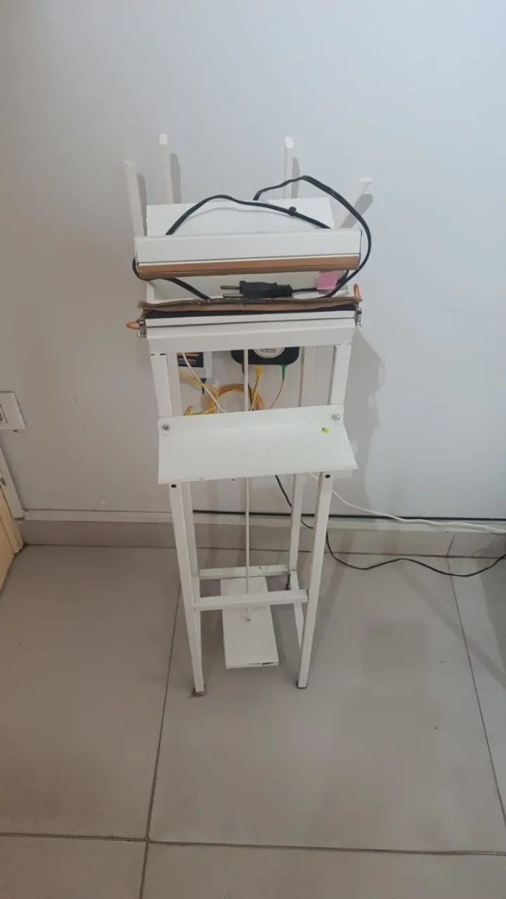 Moveis, aparelhos e eletroeletrônicos de loja de produtos naturais...  - Foto 4