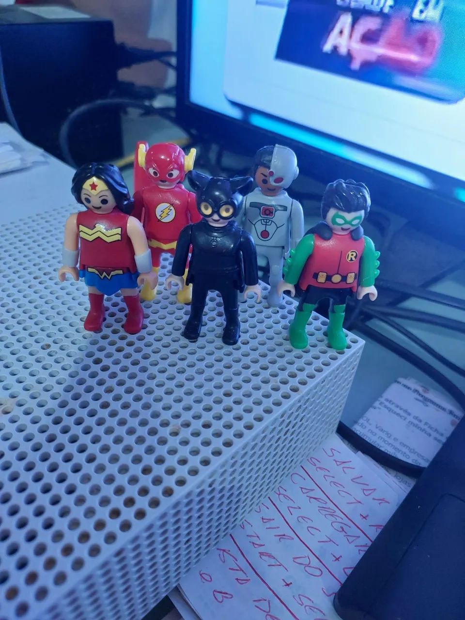 Bonecos playmobil kinder ovo