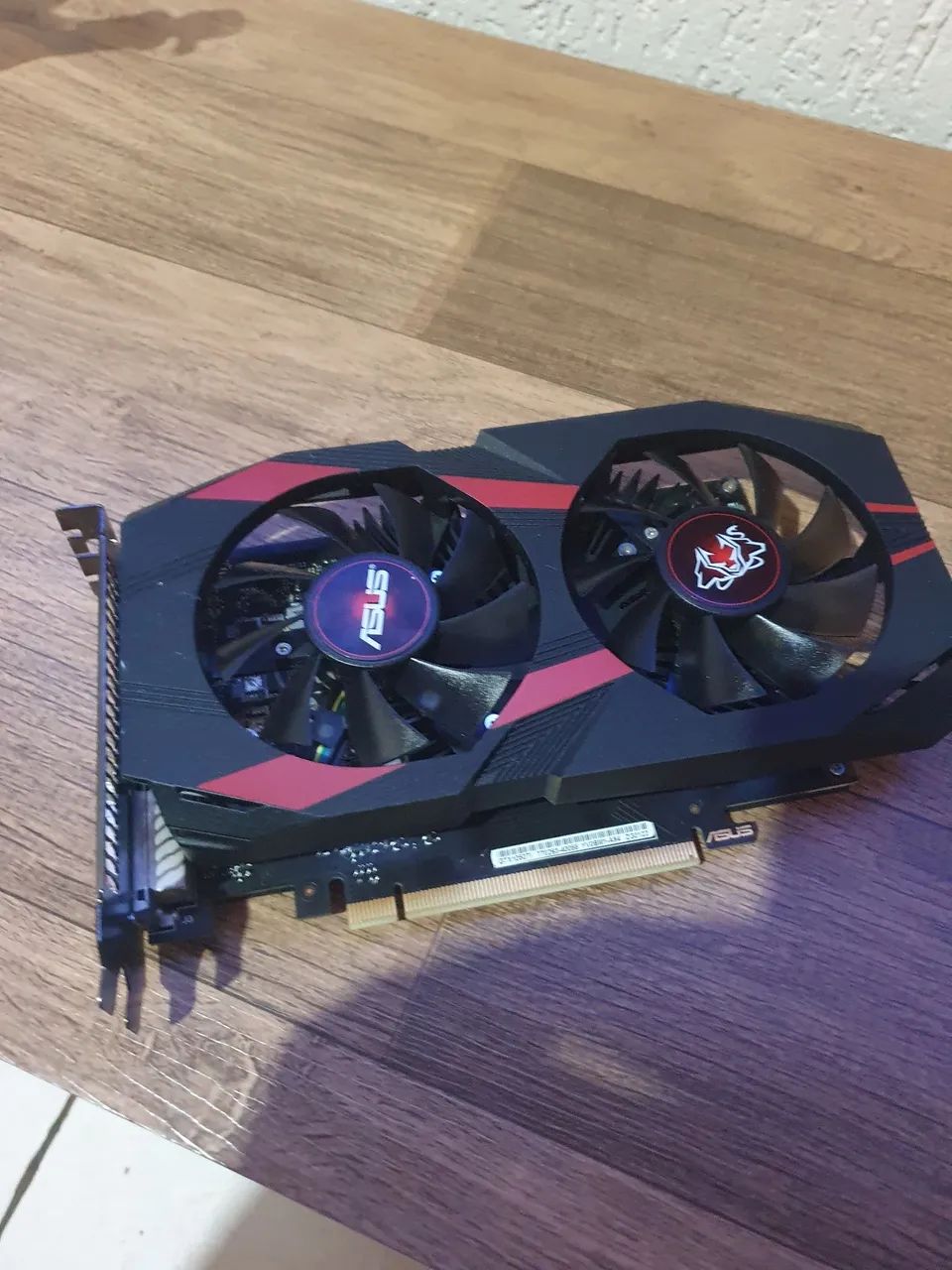 RTX 1050TI 4 GB CERBERUS 