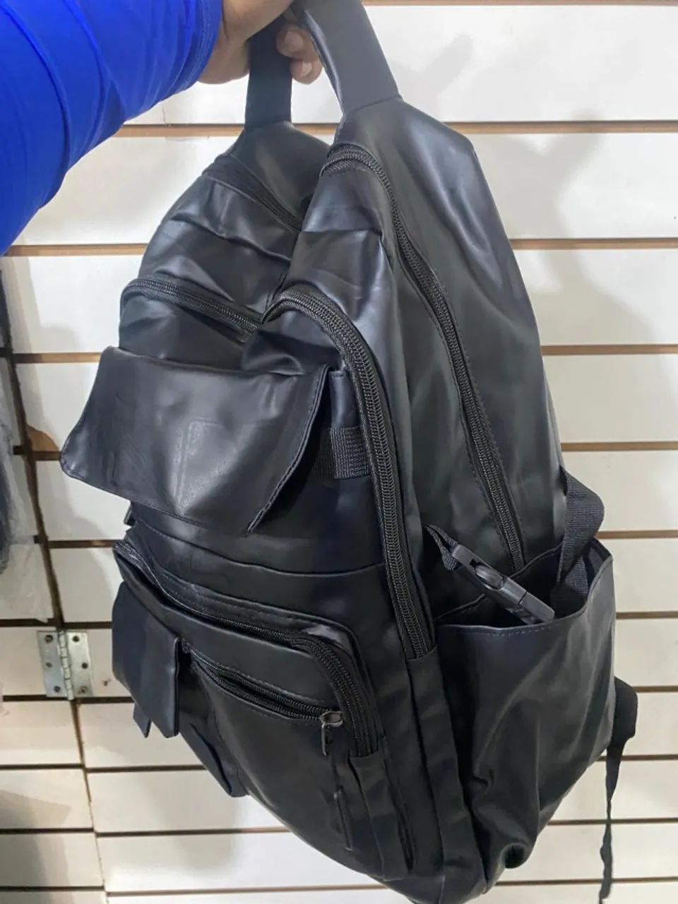 Bolsa e costa 