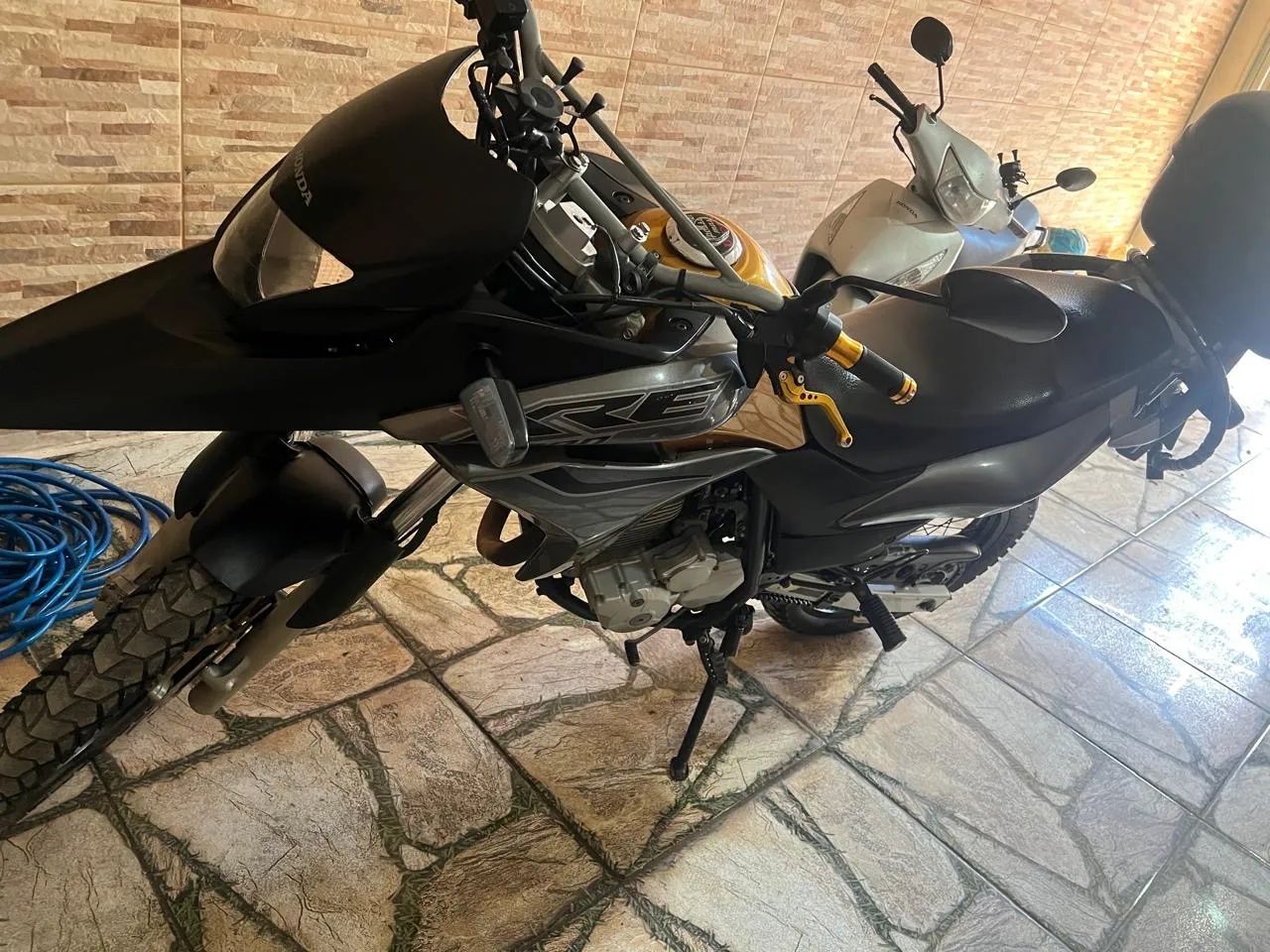 XRE 300 - Foto 4