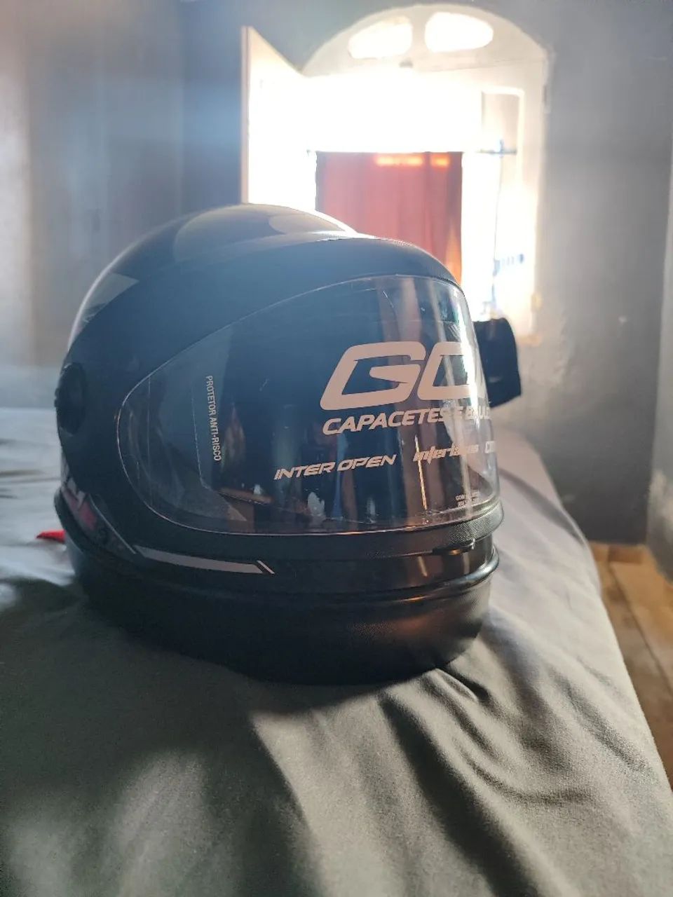 Capacete Gow 