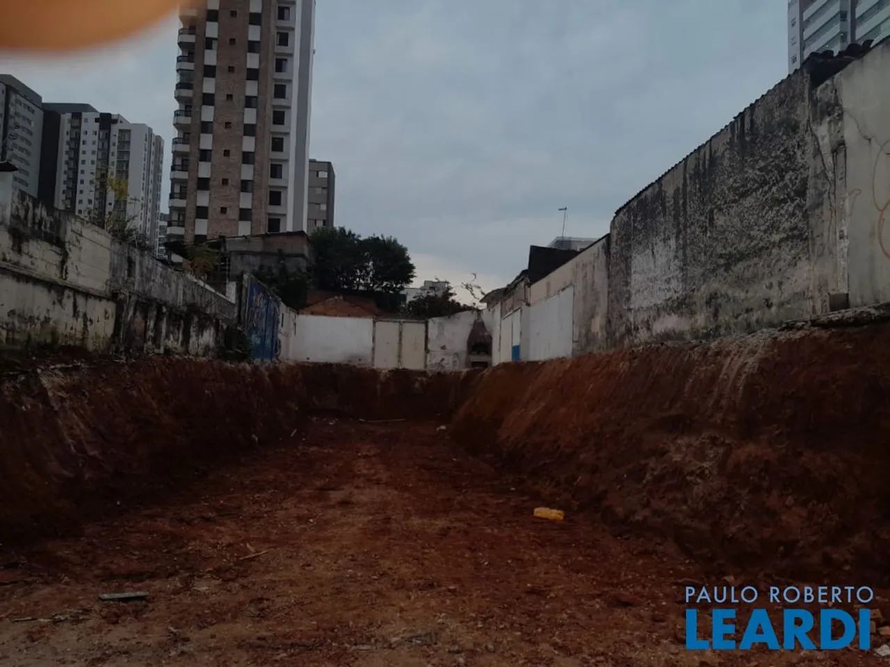 AREA - VILA DOM PEDRO I - SP - Foto 4