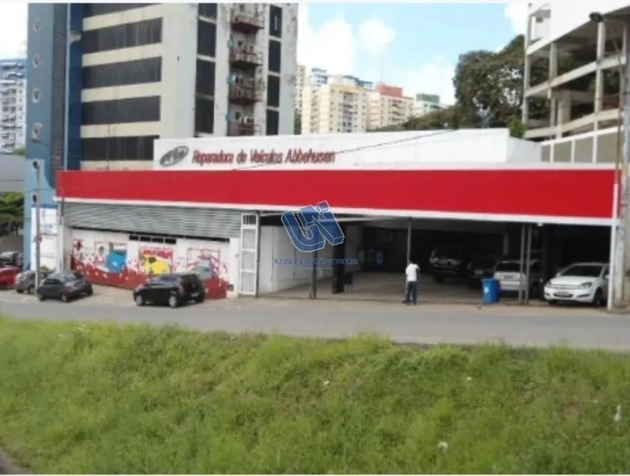 Imovel comercial/Galpão com recepção 550m2 na Av. Bonocô