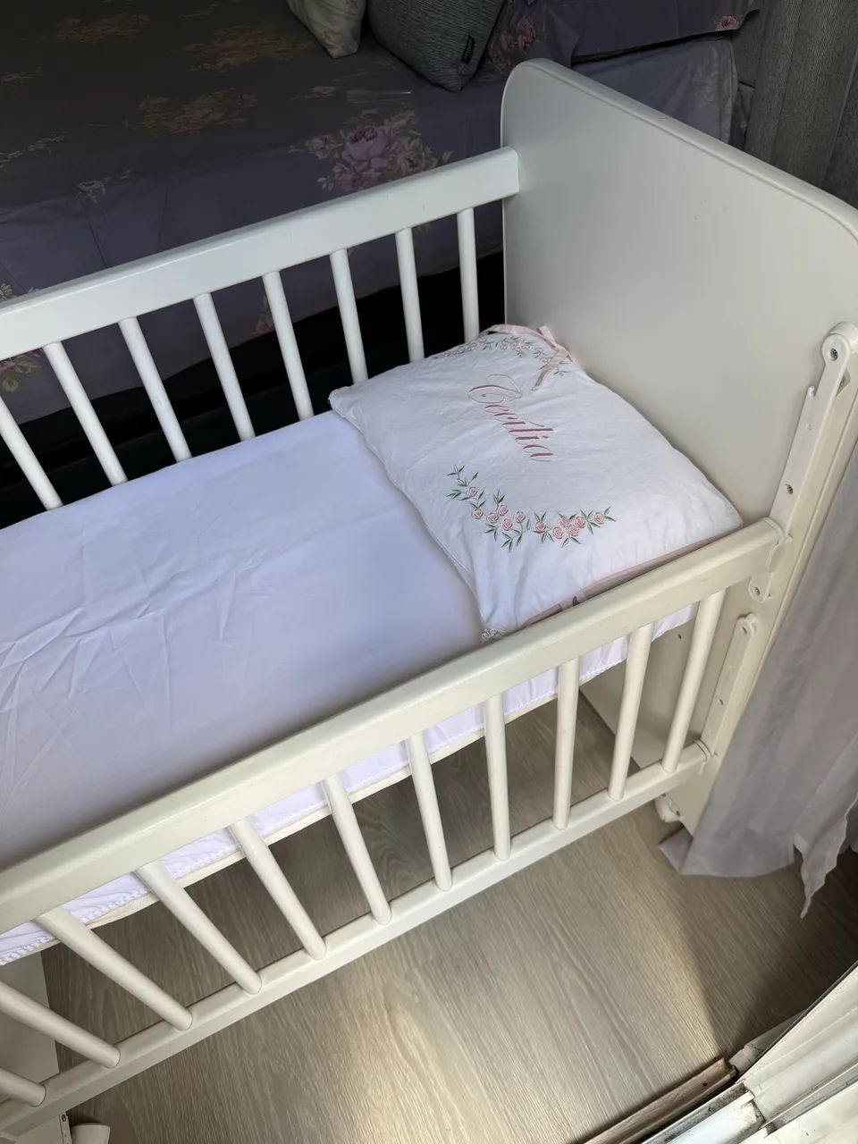 Mini Berço Grade Móvel C/ Colchão E 2 Regulagens De Altura Branco - Foto 4