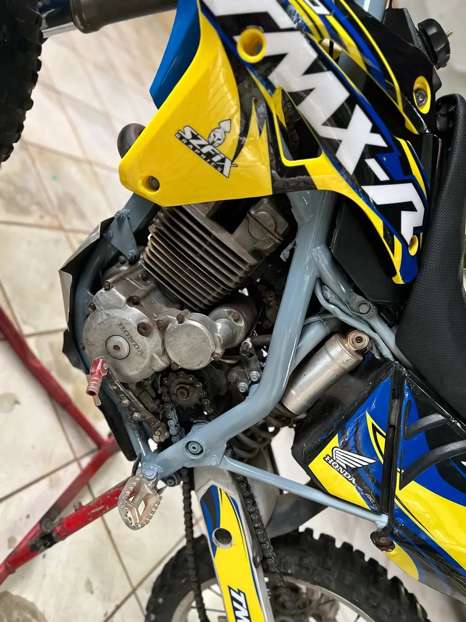 Tornado 250 mix  - Foto 4