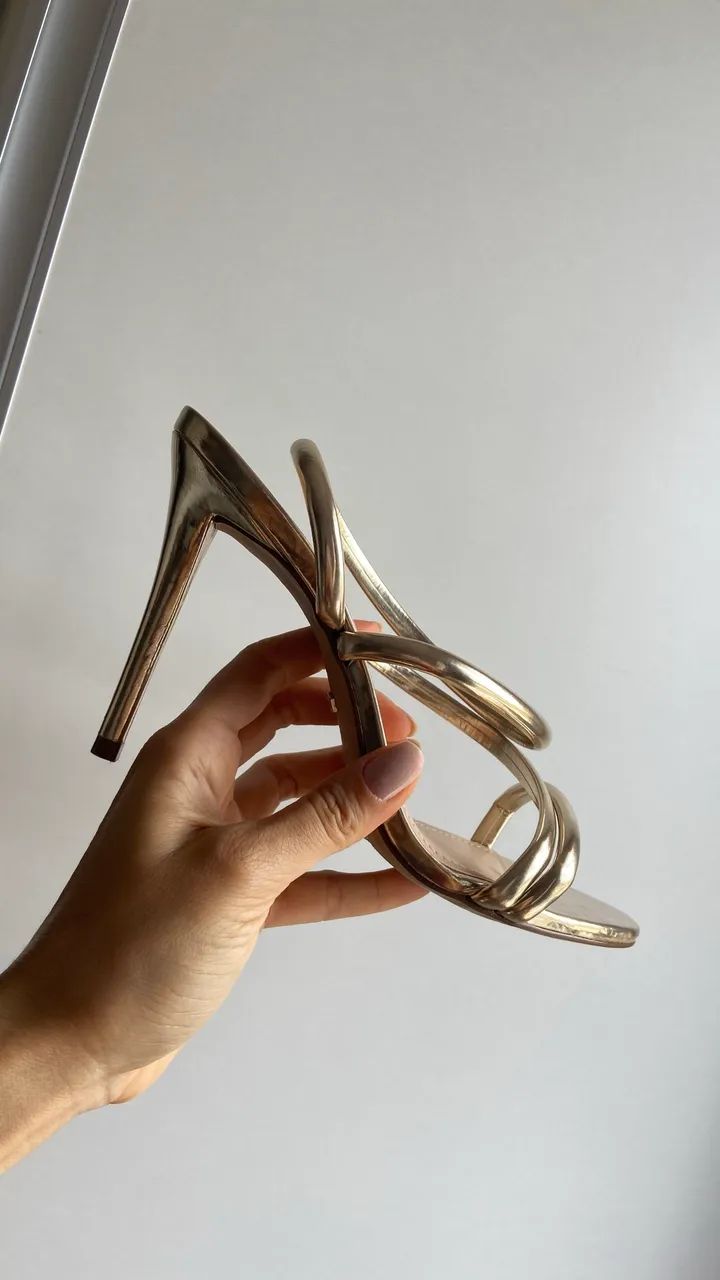 Sandália Arezzo 37 - Foto 2