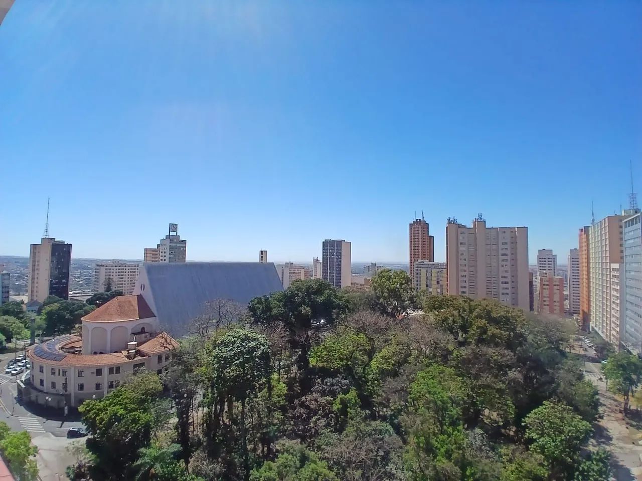 Apto Edifício Alvorada 12 andar   vista permanente para o Bosque  - Foto 3