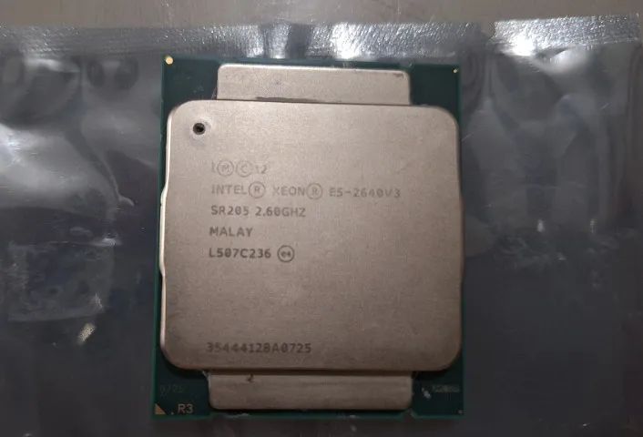 Processador Intel Xeon E5-2640V3 LGA 2011