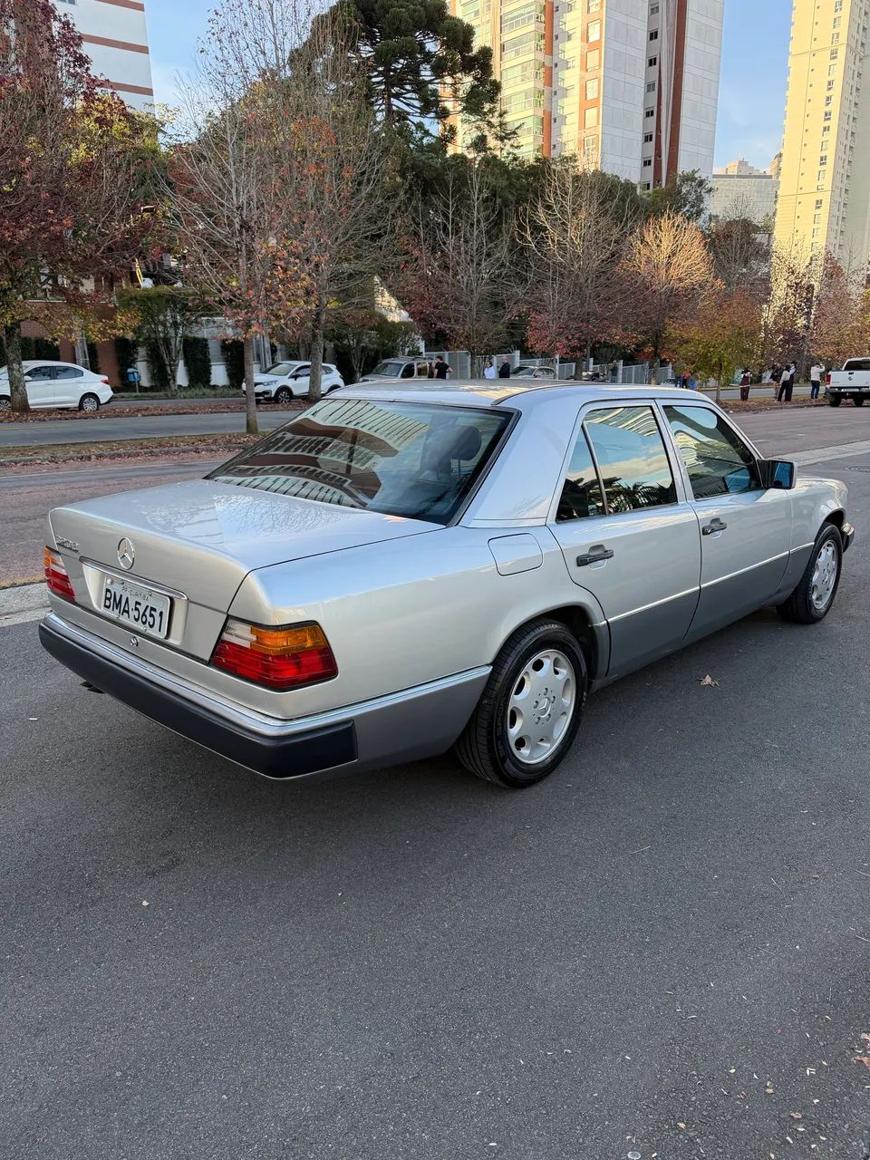 Mercedes-Benz E-320 E-320 1993