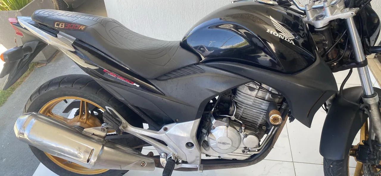 Vendo Cb300R emplacada - Foto 5