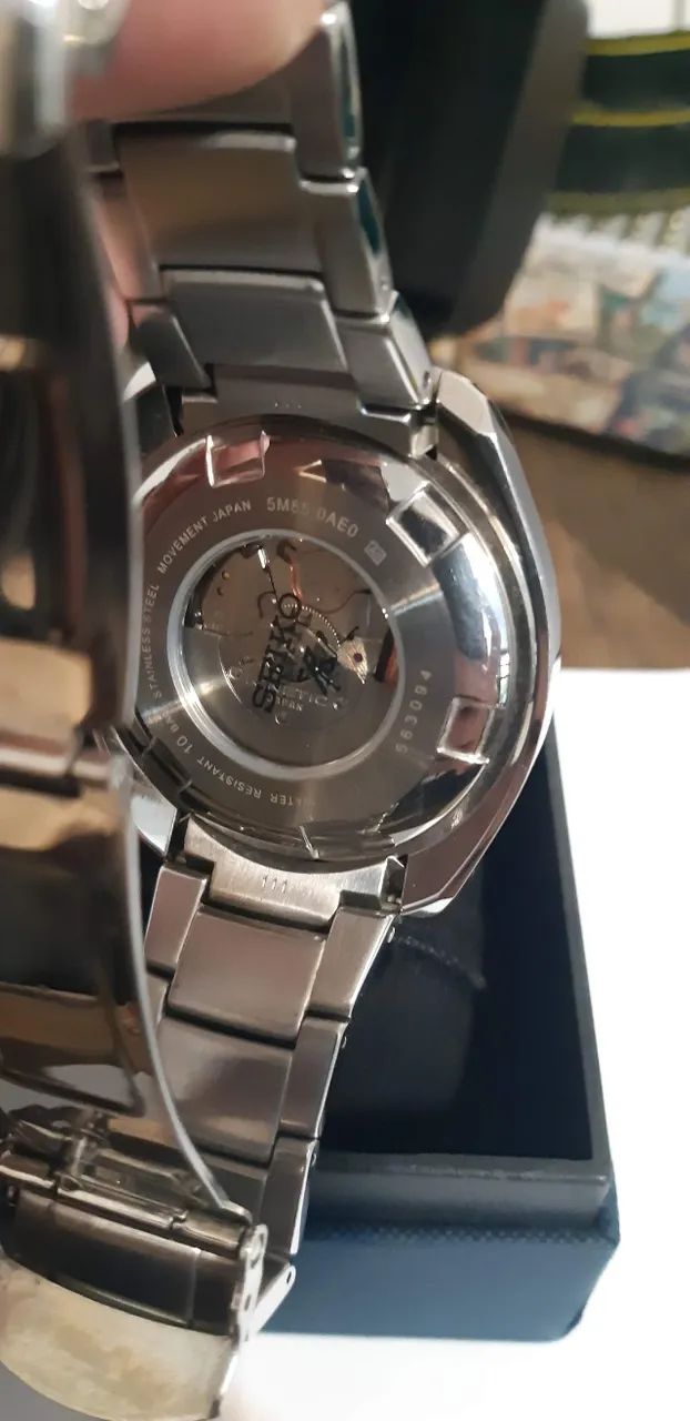 Seiko Prospex Kinetic GMT modelo SUN049P1. - Foto 3