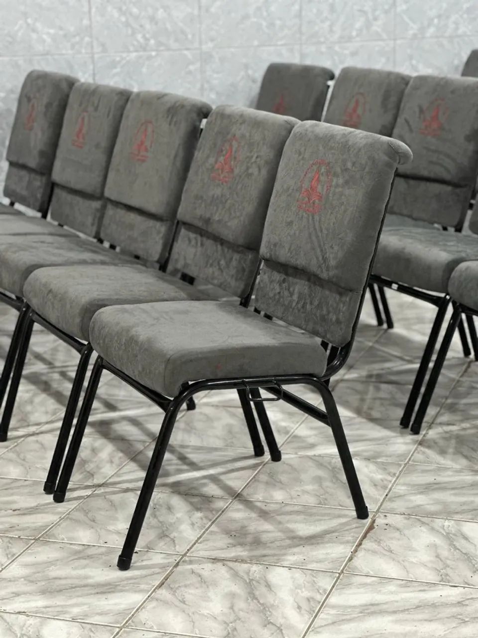 Cadeiras personalizadas para Igreja  - Foto 4