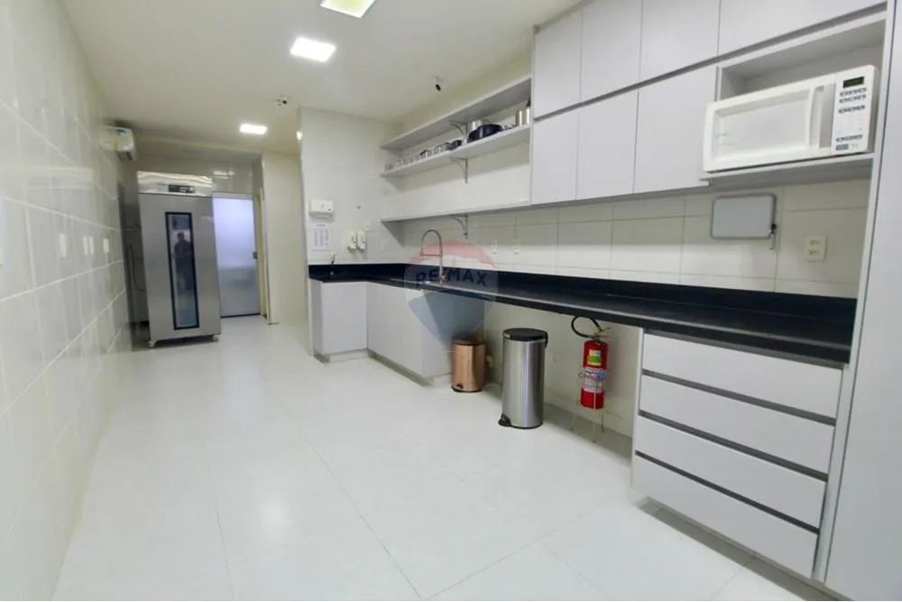 Loja Comercial de subsolo Reformada CLSW 102 bloco A