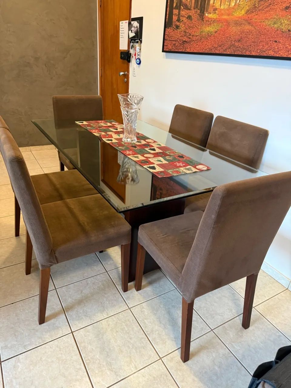 Mesa de jantar com 6 cadeiras- Elegante e confortável. - Foto 2