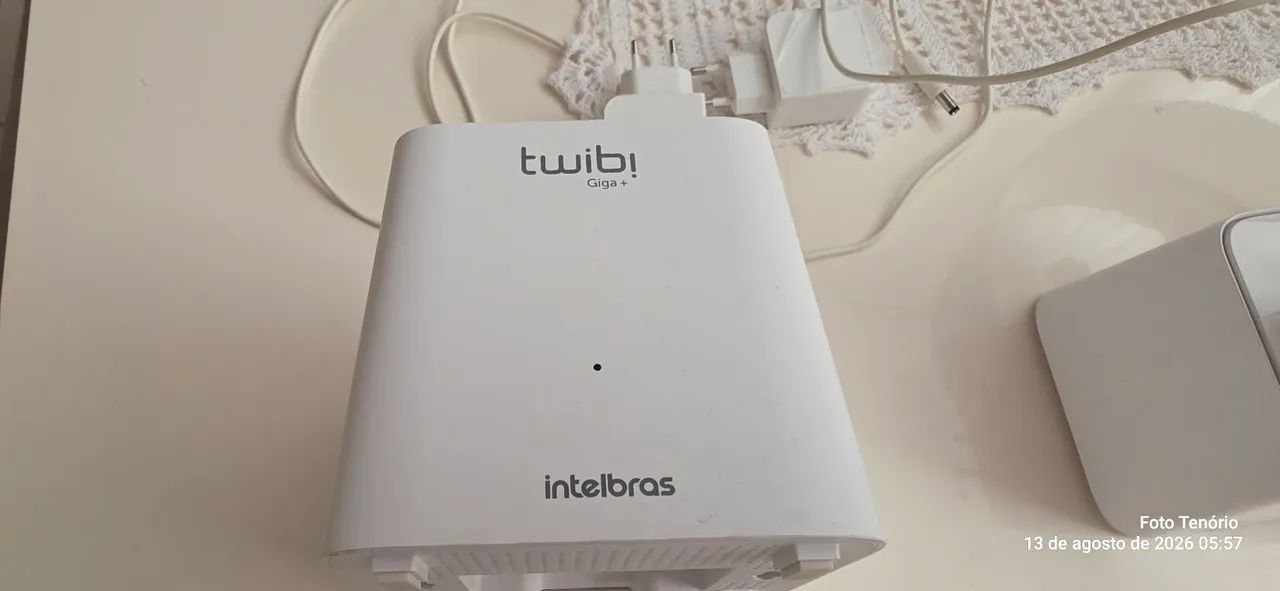 Quatro repetidores de wifi twibi giga +