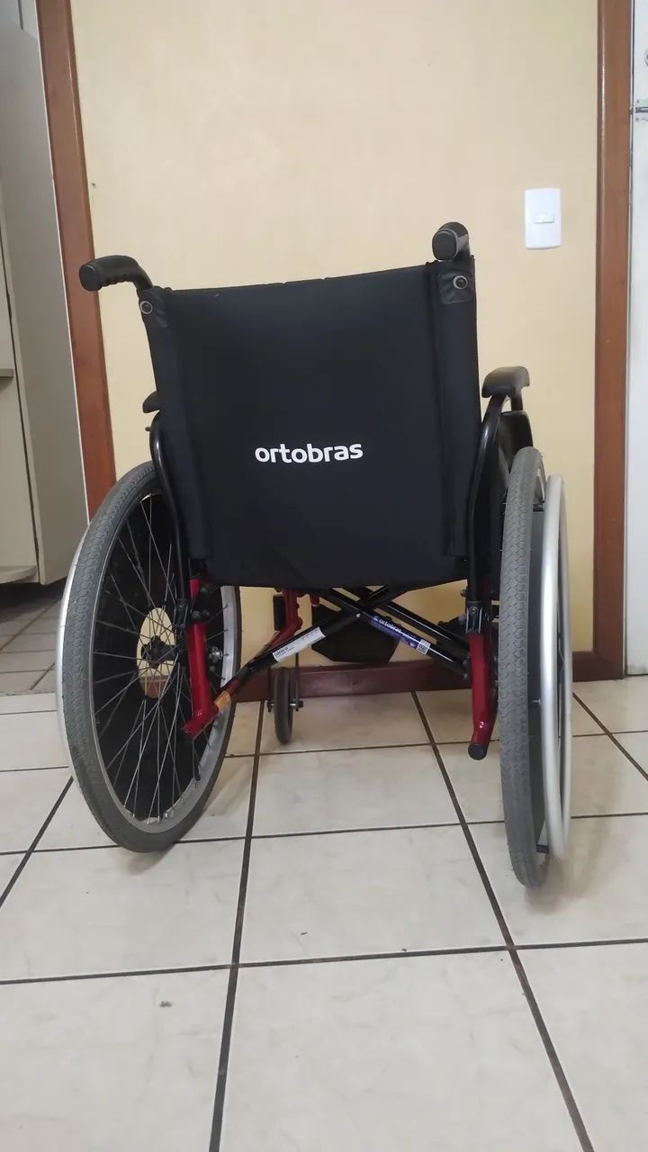 Cadeira de rodas em alumínio Ortobras - Foto 4