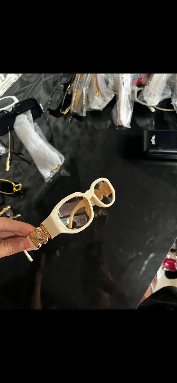 Óculos carnaval barato pra vender hoje - Foto 3