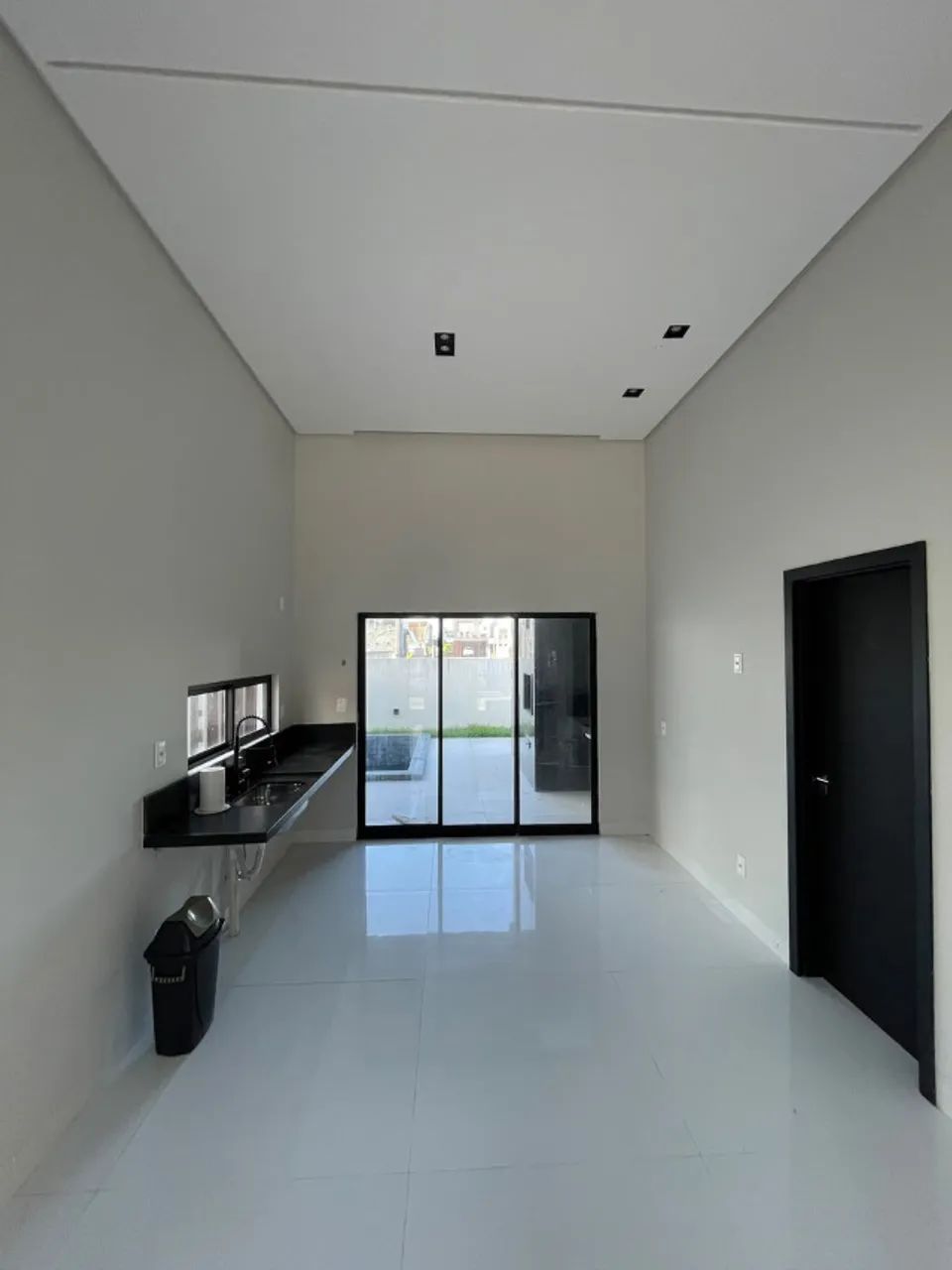 Casa com 03 quartos e piscina no Sunville - Foto 4