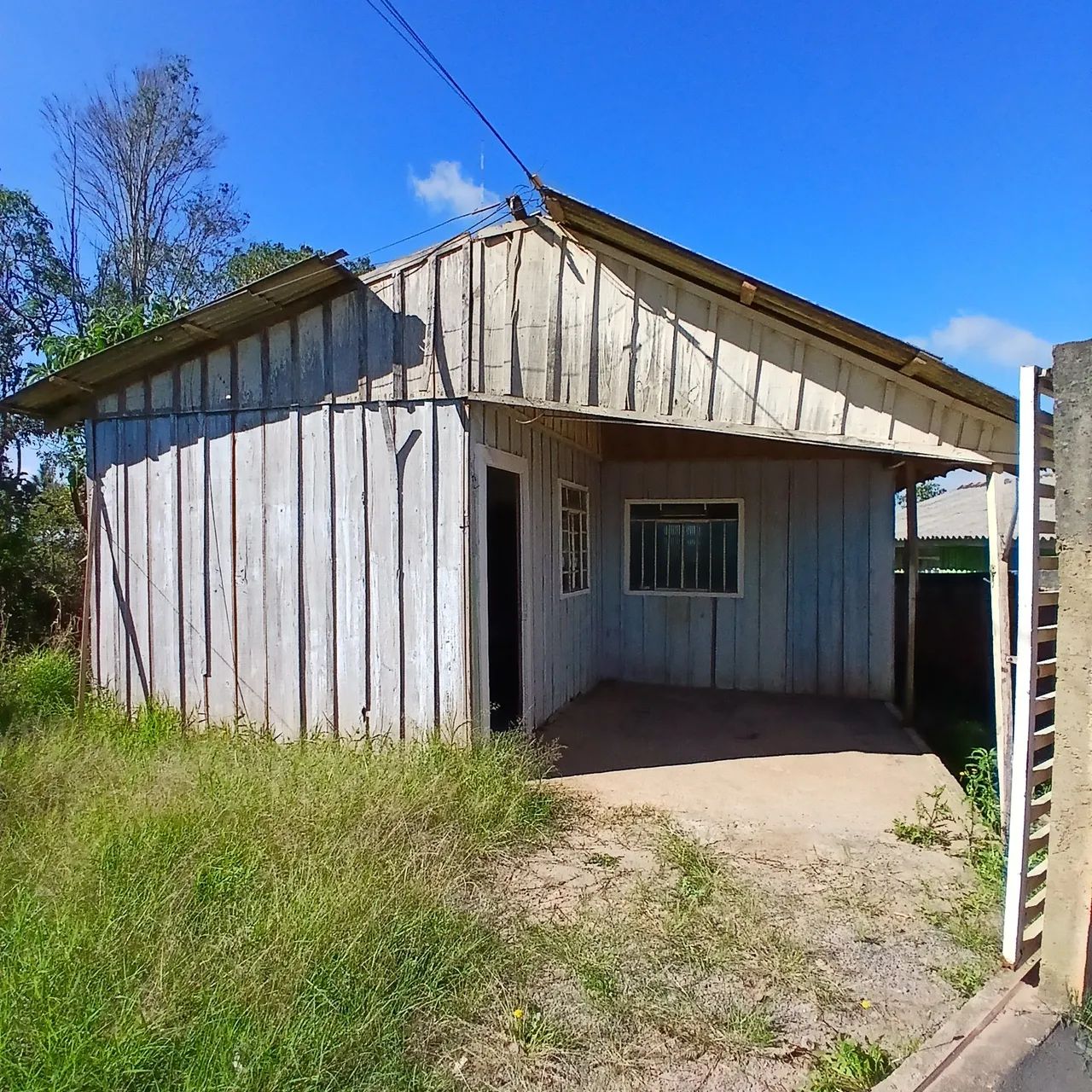 Vendo Casa/ Terreno 6/20