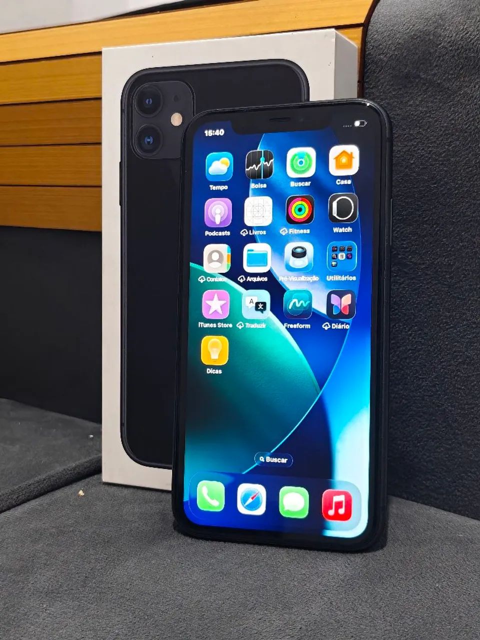 iPhone 11 128