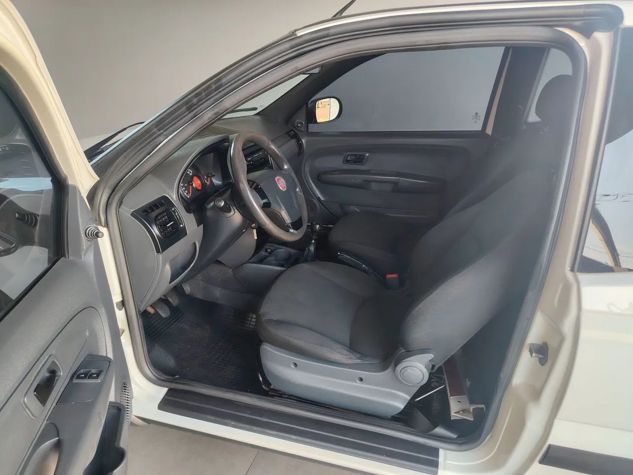Fiat Strada Working Hard 1.4 Fire Flex 8V CE 2020 - Foto 5