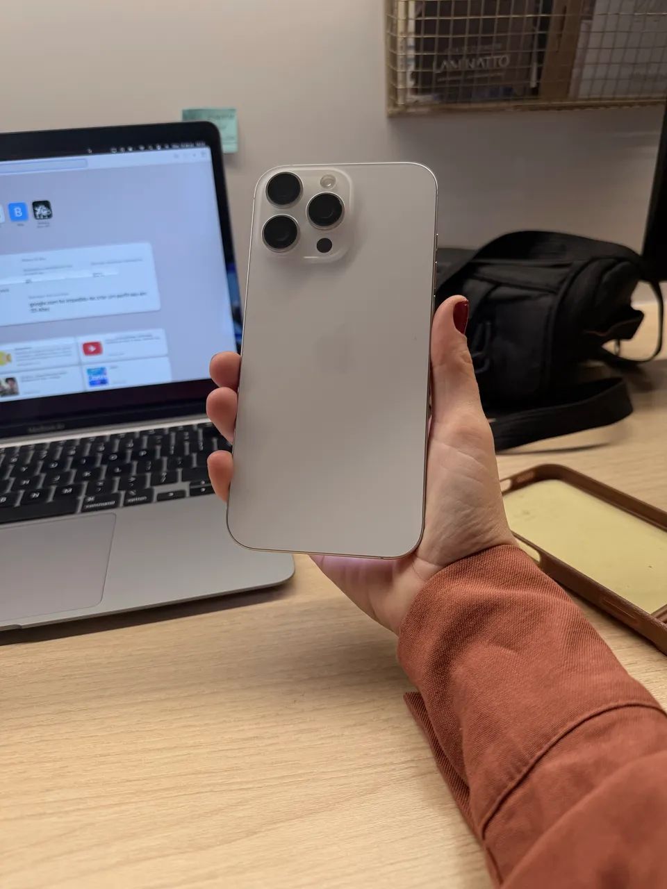 iPhone 16 pro max 256 ( na garantia ainda)  - Foto 3