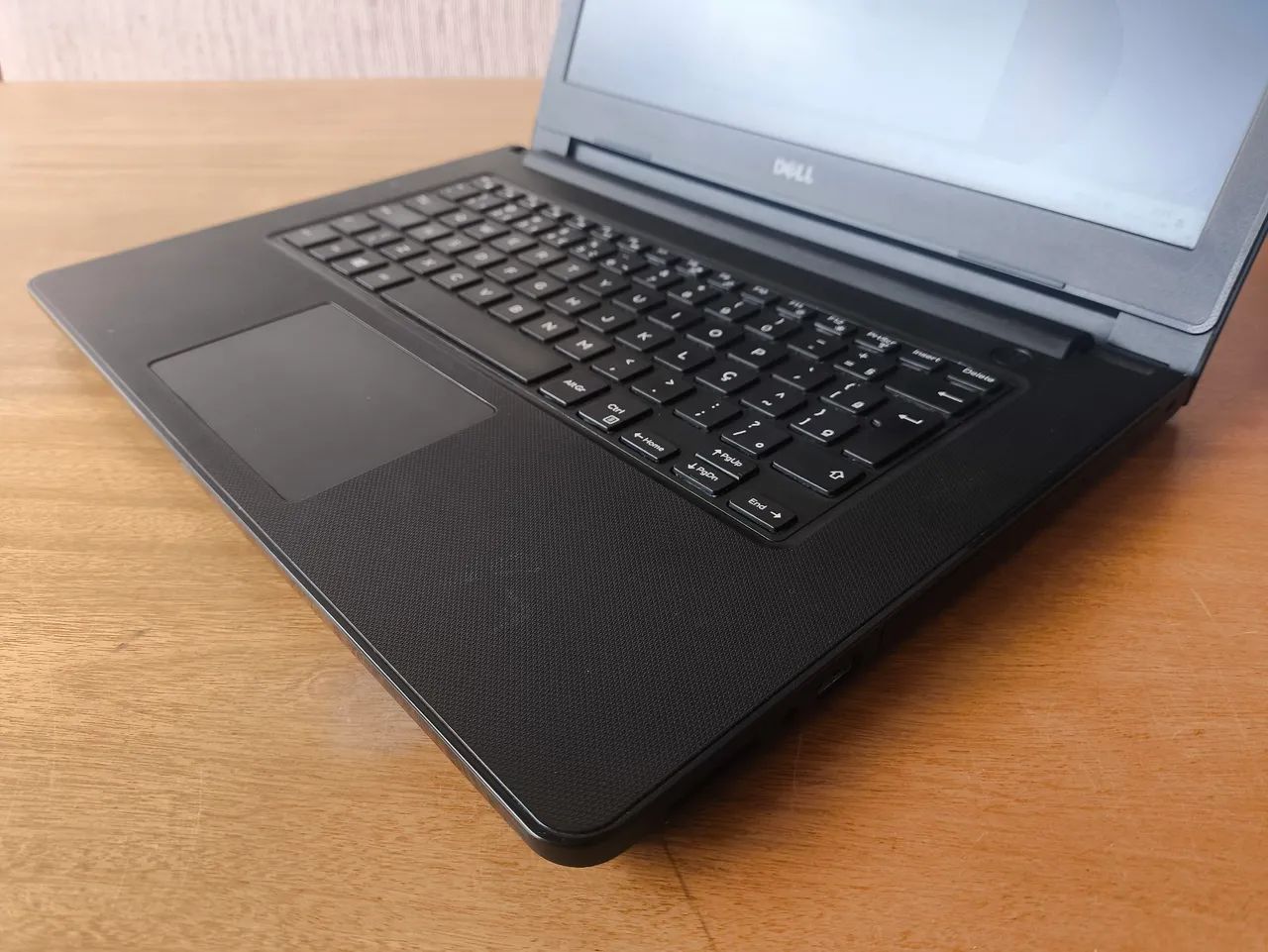 Notebook Dell vostro core i5 - 7th, SSD de 240 GB, 8 GB de RAM, Windows 11 - Foto 3
