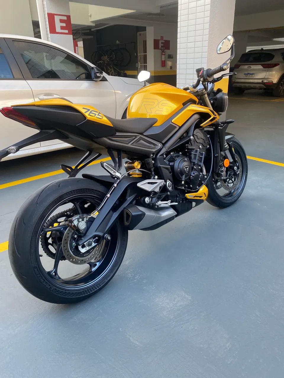 67 3点おまとめ(^ ^) Triumph Triple 765 RS 2023 - 1508739075 | OLX