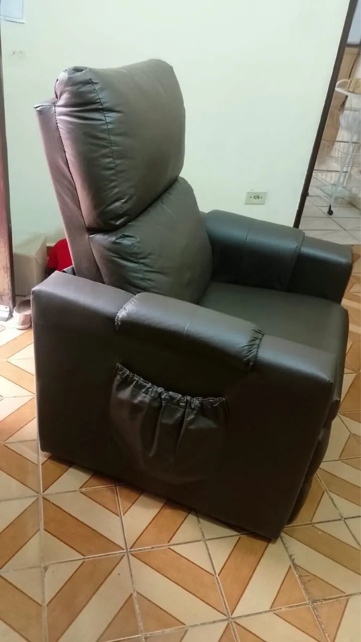 Poltrona Reclinável Retrátil - Foto 2