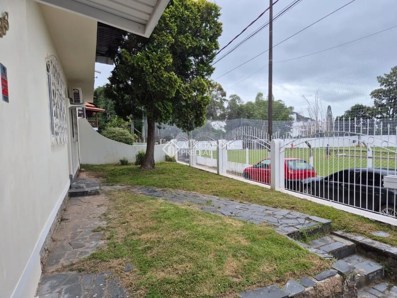 Casa de 4 dormitórios à venda próximo a ELETROSUL-Pantanal - Florianópolis - Foto 2