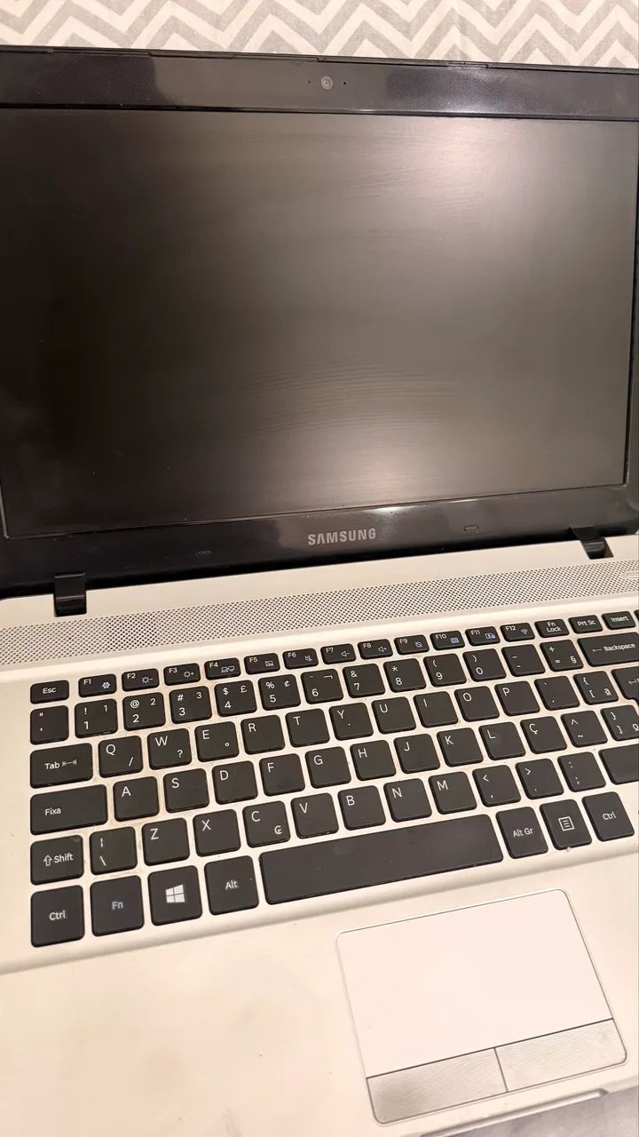Samsung ATIV Book 3