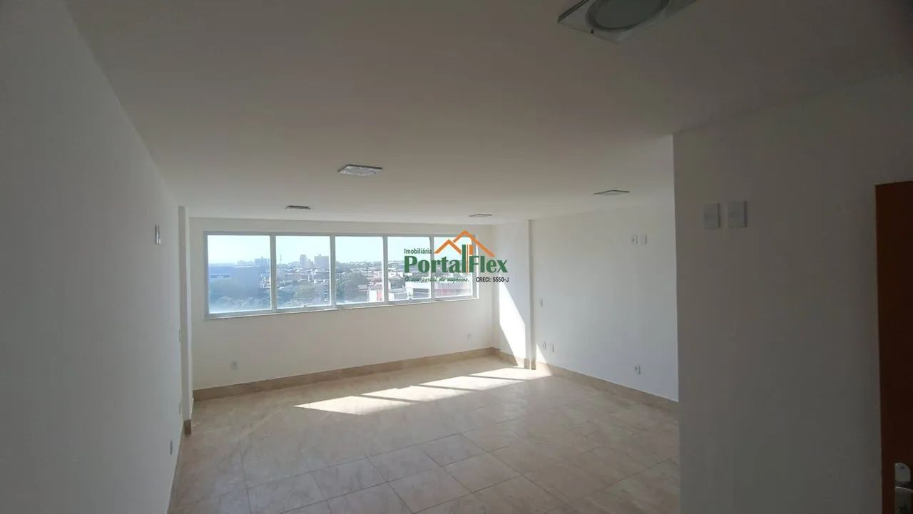 Sala à venda em Parque Residencial Laranjeiras - Serra/ES
