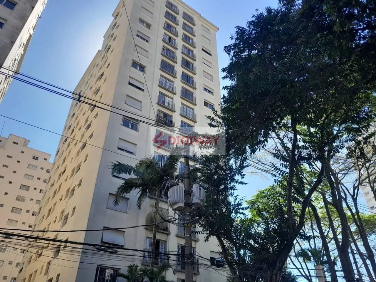 Apartament de 2 dormitório, com vaga, 78 m2, bom estado