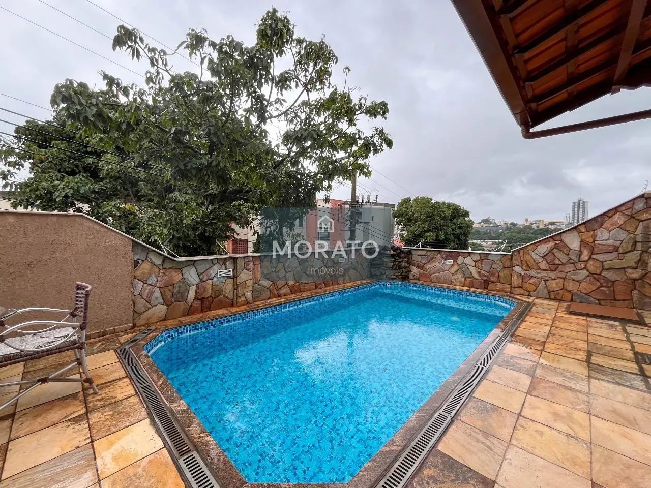Casa com 4 quartos sendo 2 suítes e 4 vagas no bairro Renascença. - Foto 4