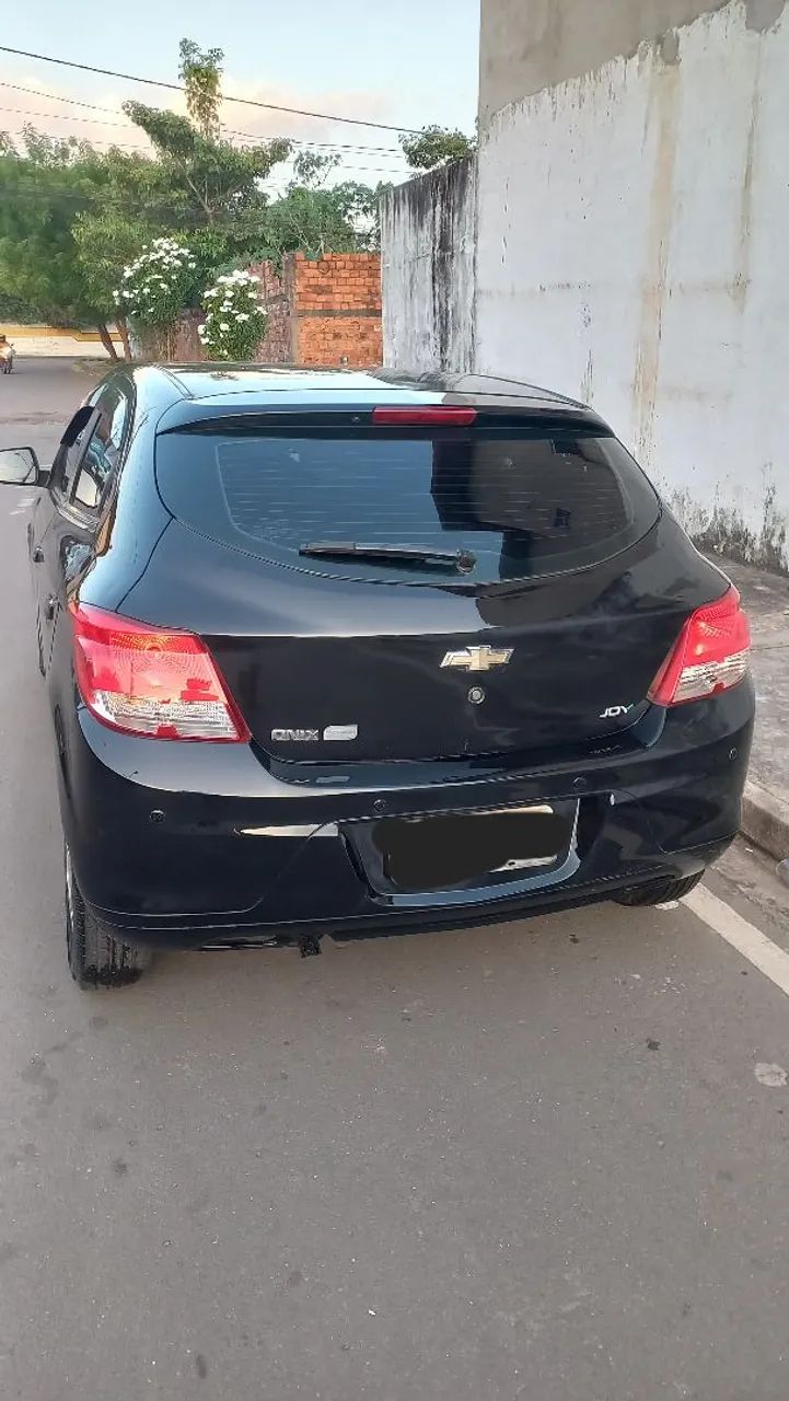 Chevrolet Onix JOY Hatch 1.0 8V Flex Mec. 4P 2018 - Foto 4