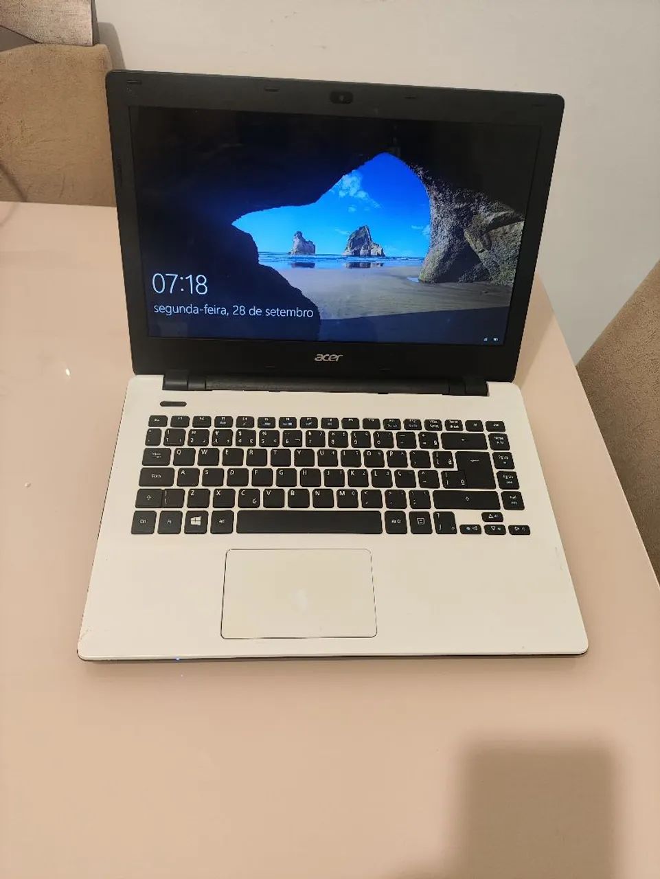 Notebook Acer i3 em ótimo estado bateria nova  - Foto 3